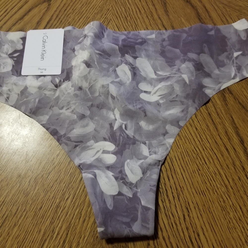 Nwt Calvin Klein panties size medium